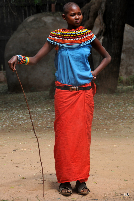 Danses Samburu/Samburu dances (2)